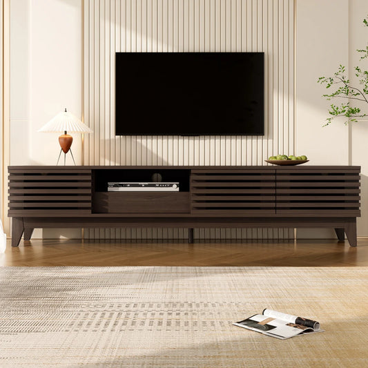 Meuble TV Asti – Bois naturel à lattes, 170 cm – dans un salon