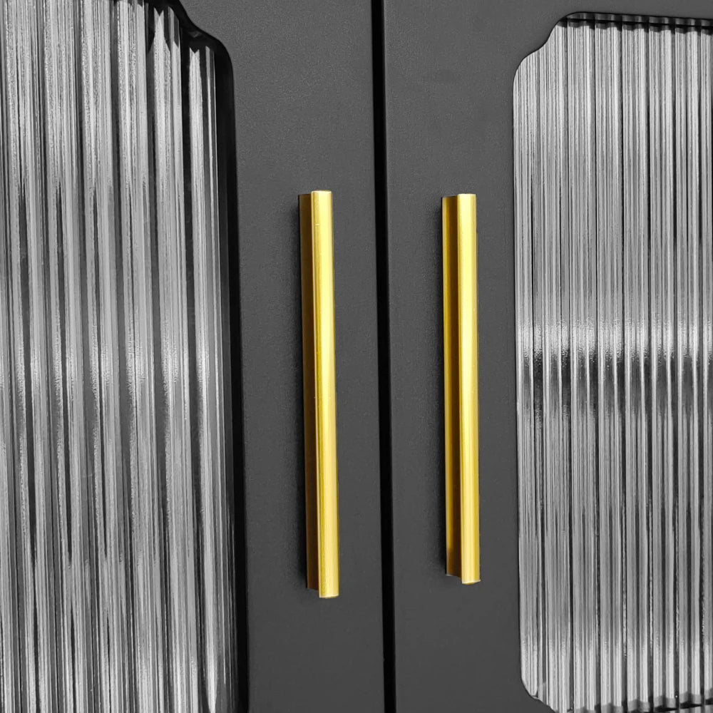 Meuble TV Vittoria – Noir et verre cannelé, 177 cm – détail des finitions