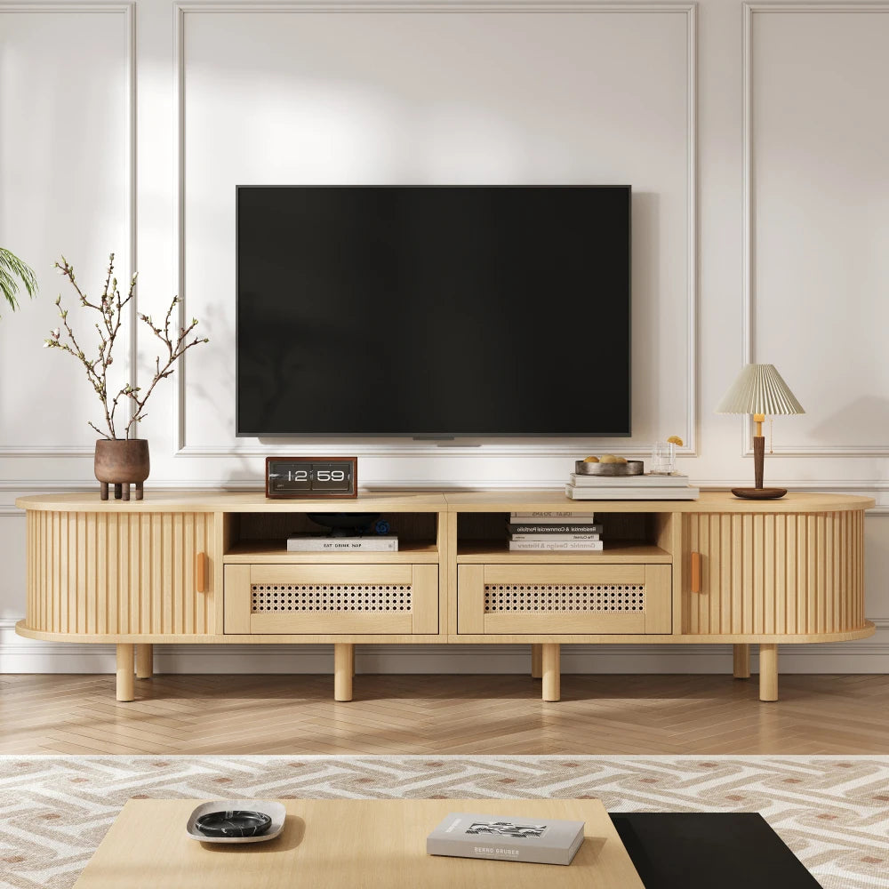 Meuble TV Treviso – Chêne clair et cannage, 170 cm – dans un salon